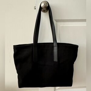Everlane canvas tote (black)